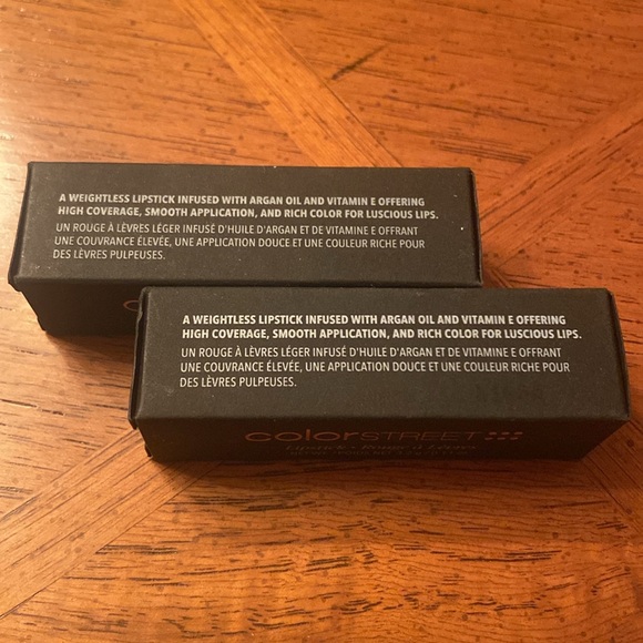 Two Tubes!! BNIB Color Street Lipstick Bundle - 301 Baddie Colorstreet NEW - Picture 6 of 9